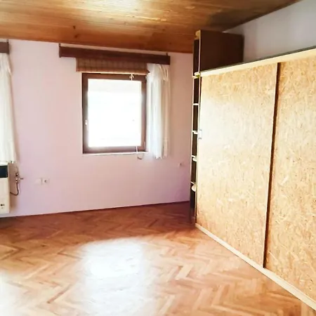 Cherry Garden House, Apatin